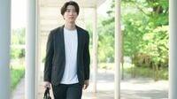 ユニクロTシャツをジャケットに合わせる人の盲点