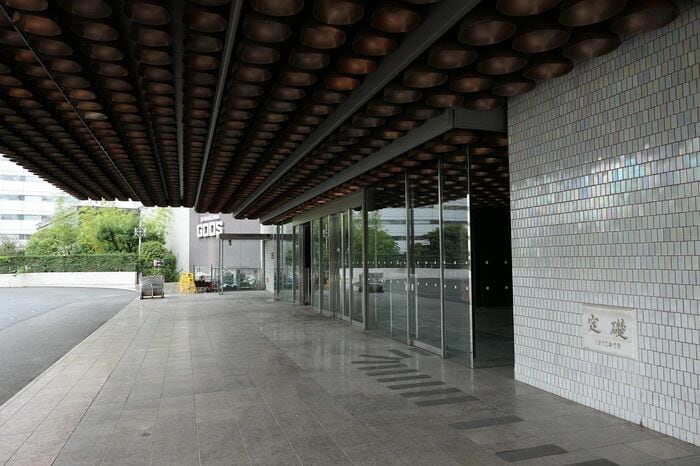 3階のメインエントランス