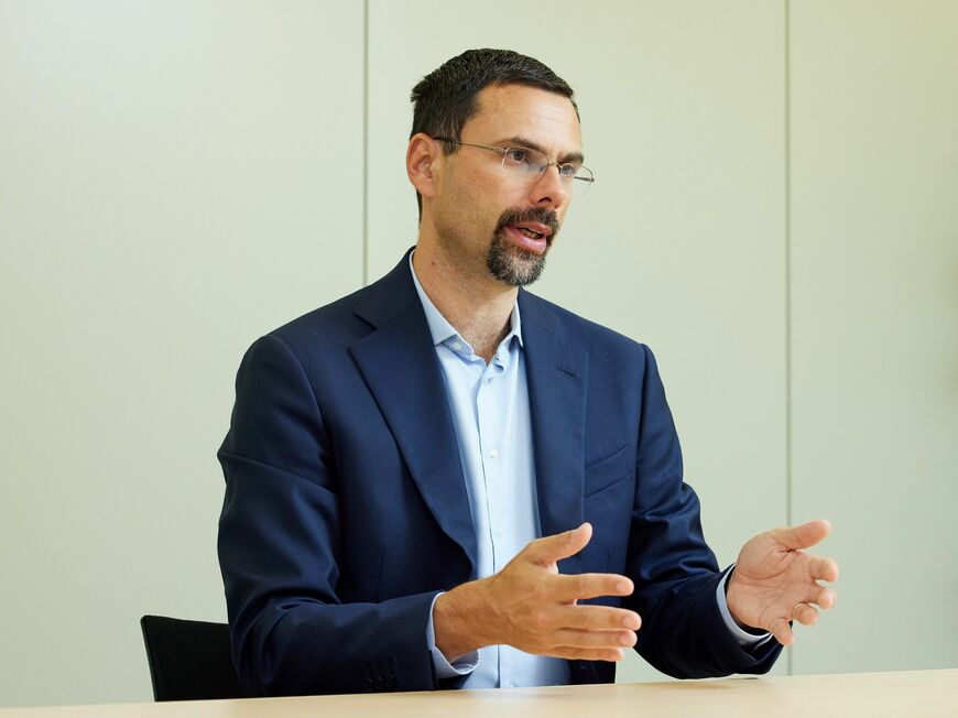 オンドレイ・ヴルチェク (Ondrej Vlcek)／チェコ出身。アバストでコンシューマ事業の統括などを経て同社CEO。ジェン・デジタル発足に伴い、社長に就任（撮影：谷川真紀子）