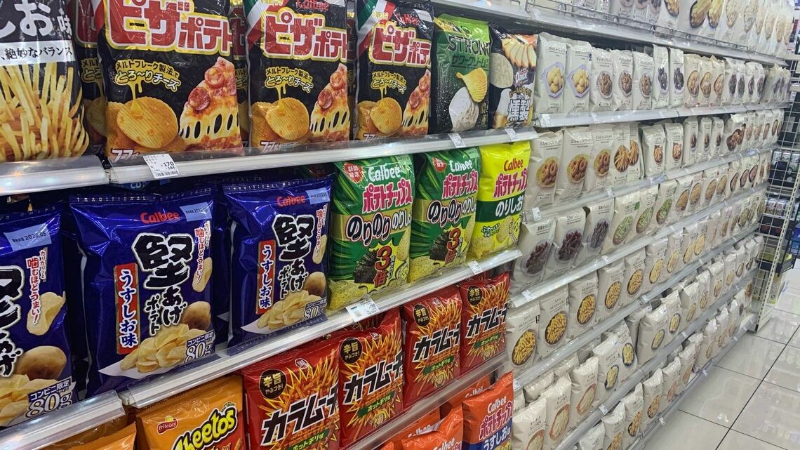 キャッシュレス決済で上手に「ポイ活」する方法とは？（写真：何も怖くない／PIXTA）