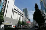 京王百貨店はルミネ新宿ルミネ１と隣接する（記者撮影）