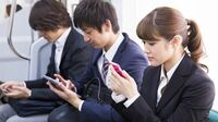 電車内の｢スマホ通話｣を認めてもよいか？ Wi-Fi普及拡大､利用ルールも緩和続く