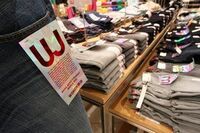 【産業天気図・アパレル】消費低迷で終始「曇り」、高額衣料の苦戦目立つ