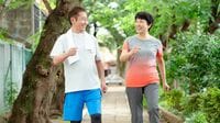 実は最大筋力の約30％しか使っていない｢ウォーキング｣だけでは不十分　65歳からの転倒を防ぐ5つの《ゆる筋トレ》