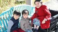身長100cmで｢2児の母｣となった女性の人生観 早稲田大学で学び､2度の留学にも挑んだ