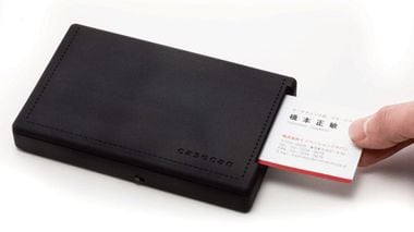 How Would You Like a Card Case That Scans Business Cards?