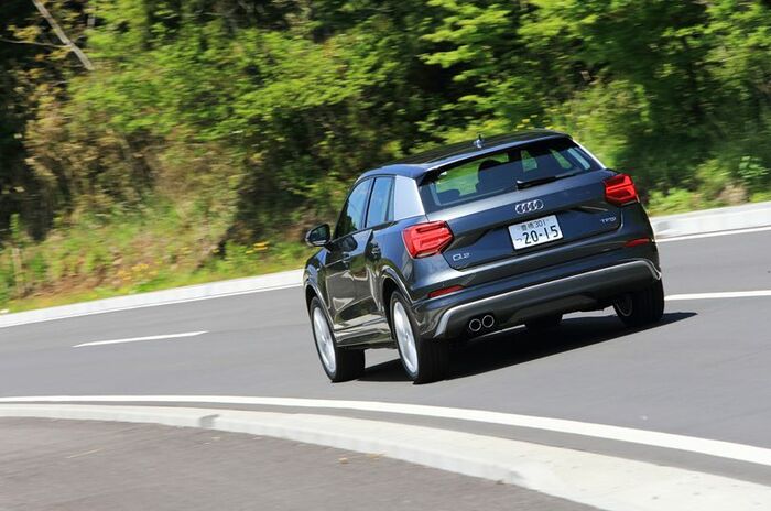 アウディ Q2｜Audi Q2