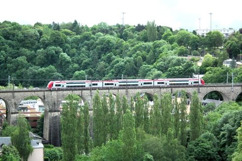 ルクセンブルク国鉄の2階建て電車（2012年 筆者撮影）