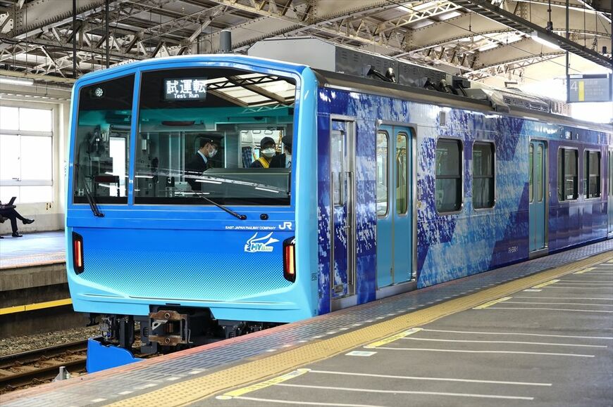 JR東日本の水素ハイブリッド車両FV-E991系「HYBARI」（撮影：尾形文繁）