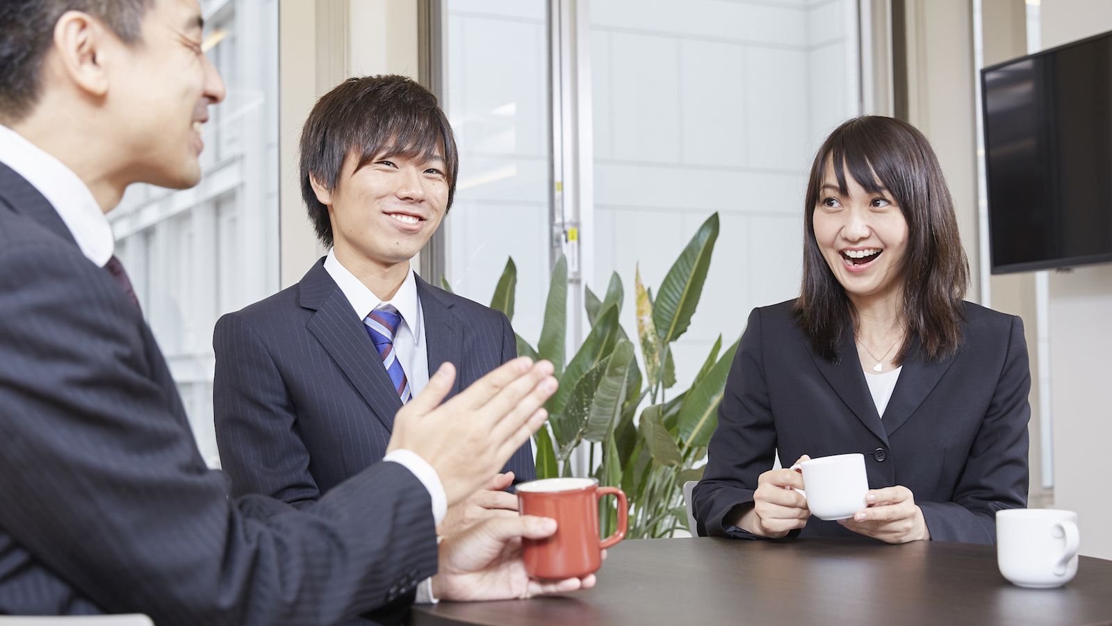 無駄話 を嫌うと人間関係はギスギスする 同調圧力に負けない生き方 東洋経済オンライン 社会をよくする経済ニュース 無駄話 を嫌うと人間関係はギスギスする 同調圧力に負けない生き方 東洋経済オンライン 社会をよくする経済ニュース