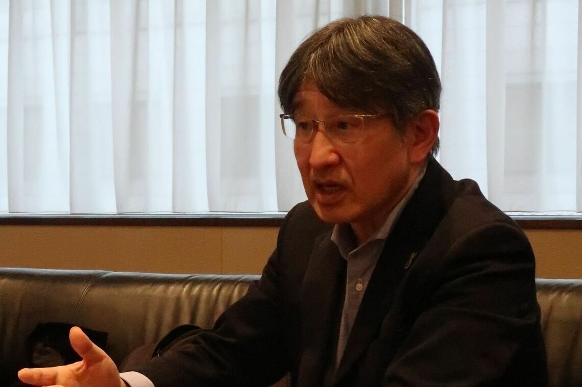 当時の状況を話す倉谷さん（写真：編集部撮影）