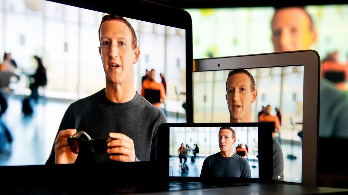 メタバース上で開かれたメタのイベントで新製品の発表を行う、マーク・ザッカーバーグCEO(写真:Michael Nagle/Bloomberg)