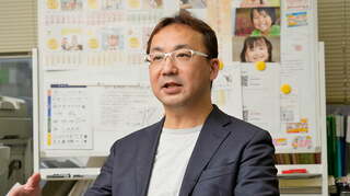 岡部 健作（おかべ・けんさく）一般社団法人東京都PTA協議会会長都内公立小学校のPTA会長、中学校のPTA役員を経て2015年から都Pの活動に関わり、 20年度から会長に。大学生と小学生の父親（撮影：梅谷秀司）