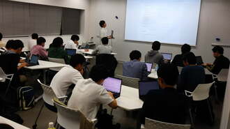 慶応大｢AIとプログラミング｣は学生が教える訳