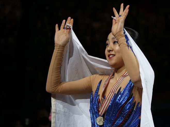 フィギュアの浅田真央が現役続行を表明