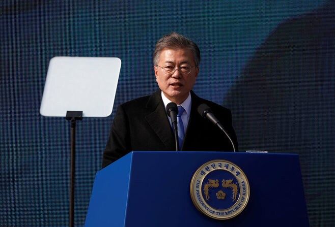 韓国大統領､米朝韓首脳会談の可能性に言及