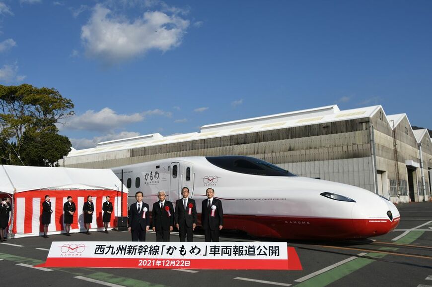 日立製作所笠戸事業所で公開された「かもめ」（記者撮影）