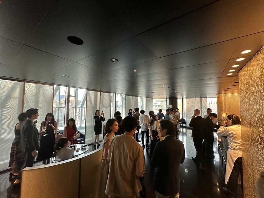 カード会員同士をつなぐ優待イベント「ソーシャルアワー」の様子（画像：ラグジュアリーカード）