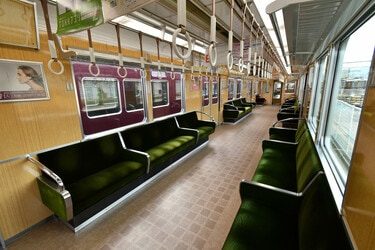 貴重✨阪急木目内装板使用広告枠