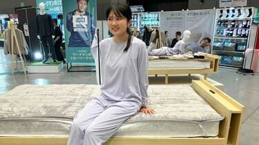 ワークマン≪1900円疲労回復ウェア≫大量200万枚生産で大勝負！ 高額化