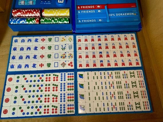 ドラえもん麻雀セットの中身