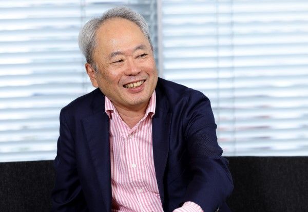 冨山和彦（とやま かずひこ）／株式会社経営共創基盤（IGPI）グループ会長。1960年東京都生まれ。東京大学法学部卒業、スタンフォード大学MBA、司法試験合格。ボストンコンサルティンググループ、コーポレイトディレクション代表取締役を経て、2003年に産業再生機構設立時に参画しCOOに就任。2007年の解散後、IGPIを設立。2020年10月より現職。共著に『2025年日本経済再生政策』などがある（撮影：尾形文繁）