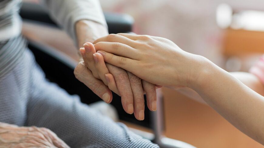 現場では何が起こっているのか（写真：Mills／ PIXTA）