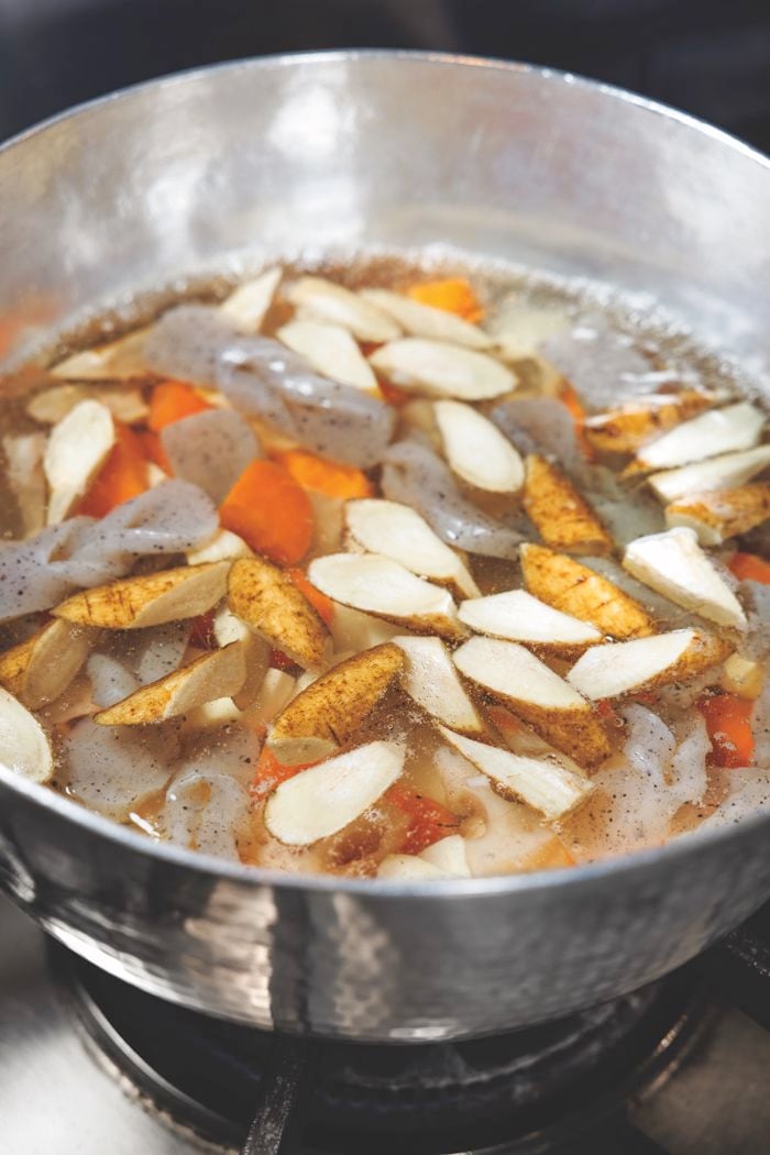 （写真：『笠原将弘のまた食べたくなる おそうざい』より）