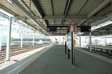 東武鉄道　太田駅　9・10番線ホーム