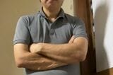 これまでの転職を振り返り「犯罪的な職場ばかり」と打ち明ける（取材画像から）