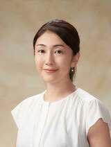 卯月由佳（うづき・ゆか）国立教育政策研究所初等中等教育研究部総括研究官ロンドン・スクール・オブ・エコノミクス博士課程修了（PhD in Social Policy）。日本学術振興会特別研究員、文部科学省生涯学習政策局調査企画課専門職、国立教育政策研究所国際研究・協力部主任研究官、総括研究官を経て、2021年より現職。専門は不平等、貧困、教育に関する社会政策。データを用いて実態を把握しながら、多様な個人を尊重する平等な社会を築くための、政策に応用可能な考え方について研究している（写真：卯月氏提供）