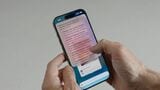 ChatGPTを通じて気になる情報を調べることができる（写真：アップル）