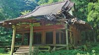 無残! 寺が朽ちていく