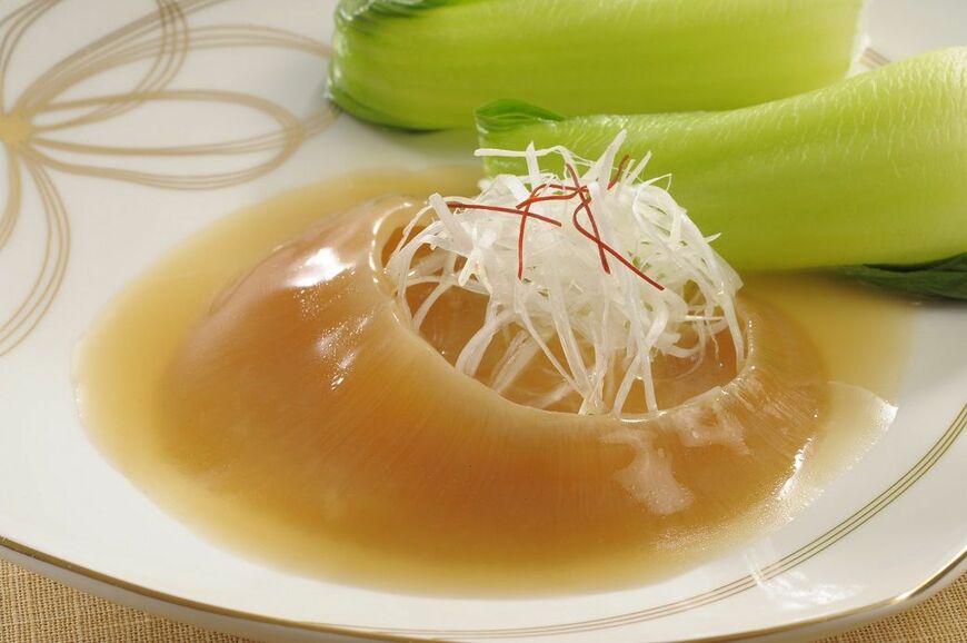 石渡商店の「フカヒレ姿煮」（写真：石渡商店）