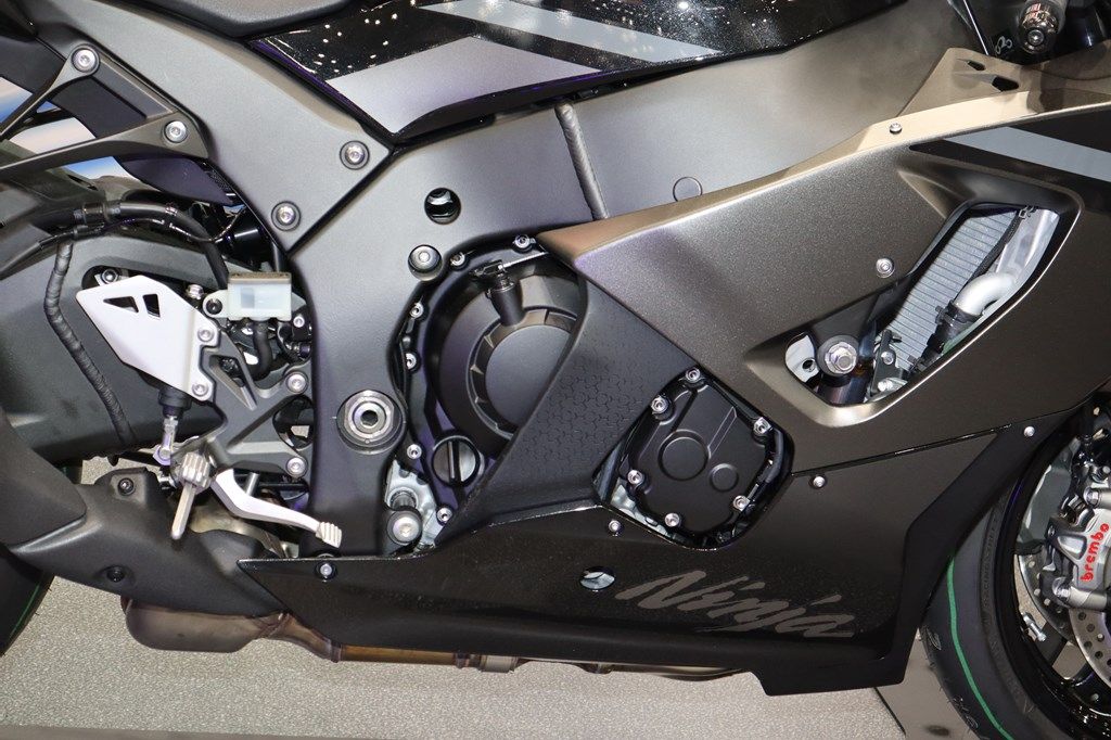 画像 | ストリートからサーキットまで対応…カワサキ新型｢ニンジャZX
