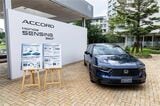 ホンダ量販モデル初のハンズオフ機能を搭載した「アコード e:HEV Honda SENSING 360＋」（写真：三木 宏章）