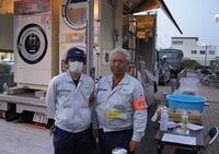避難所を支える洗濯機、静岡・伊豆の国のメーカーがボランティア