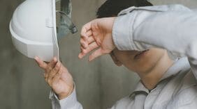 ｢高卒だと給料が安い｣｢肉体労働には限界がある｣23歳で現実に直面→慶應受験した教員が子どもに語る"人生逆転"の考え方