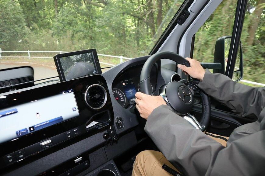 ドイツ・ウェンズバーグ社の最新キャンピングカー「カラ コンパクト スイートMB640MEG（正式名称Cara Compact Suite MB640 MEG EDITION【PEPPER】）」