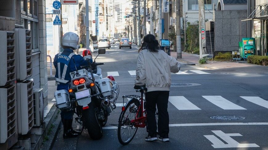 自転車への青切符導入を不安視する向きも多いが果たして（写真：hiroyoshi / PIXTA）