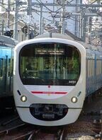 2020年10月から走り始めたラッピング電車