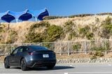 テスラ「Model 3」（写真：三木 宏章）