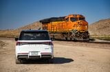 インフィニティのフラッグシップSUV「QX80」（写真：平野 陽）