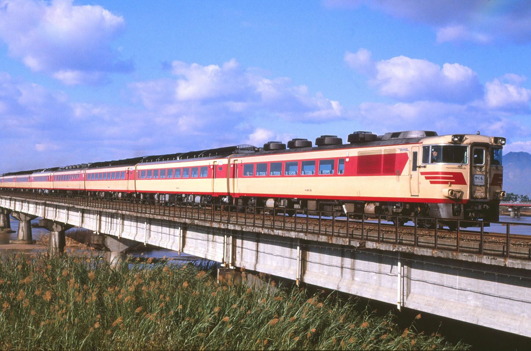 画像 | 「キハ181系」急勾配に挑んだ特急型気動車の記憶 「しなの」「つばさ」から山陰・四国の列車まで | ビジネス | 東洋経済オンライン