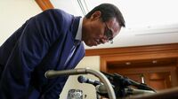 新浪氏なきサントリー､創業家にのしかかる重圧