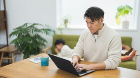｢仕事と子育て､どっちも中途半端だ｣と悩む親が抜け出せない"白か黒か"二元論のワナ…苦しさの原因は｢両立疲れ｣だった
