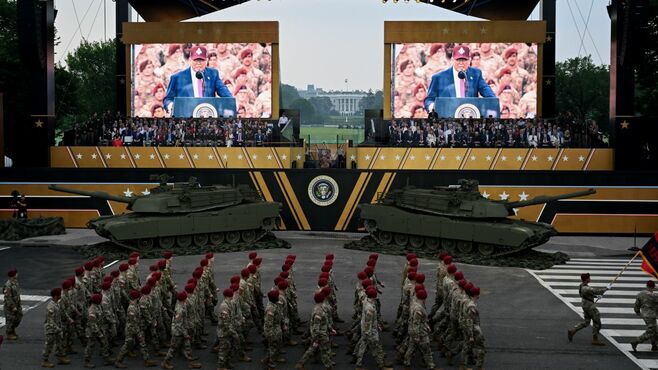 揺れるトランプ｢危険すぎるイラン攻撃の誘惑｣