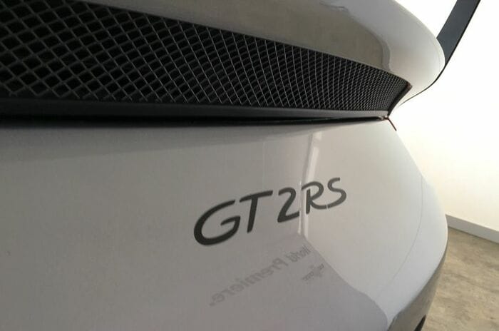ポルシェ 911 GT2 RS｜Porsche 911 GT2 RS