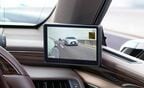 車両左右後方の映像を車内のディスプレイに表示
