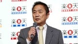 イトマン事件後、楽天グループに移籍した旧住友銀行のバンカー・國重惇史氏。写真は2013年11月、楽天グループの金融事業説明会で代表取締役副社長として説明する國重氏（写真・尾形文繁）